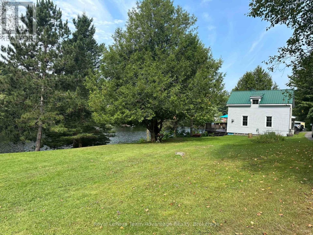 27 BURNSIDE BRIDGE ROAD, Mill Lake