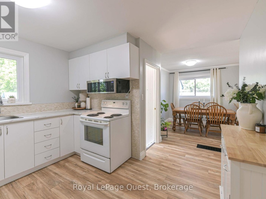 401 MISSISSAGA STREET W,