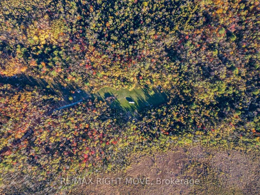 2085 MONCK ROAD,
