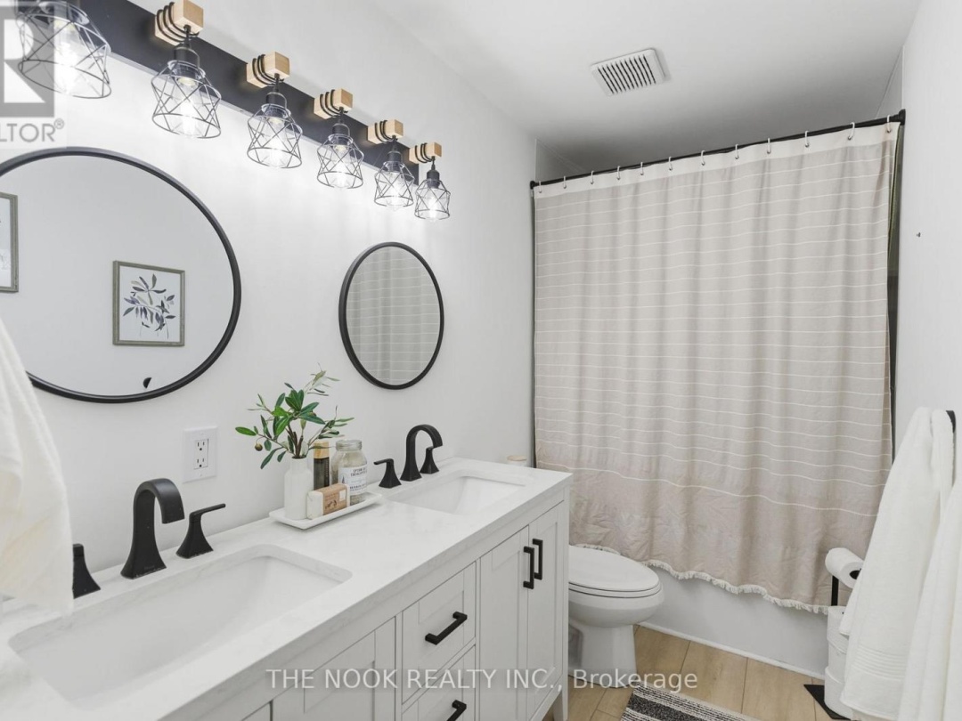 6 SPARROW COURT, Kawartha Lakes (Mariposa)