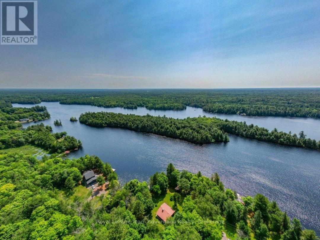 11 BIRCH LANE, Harris Lake