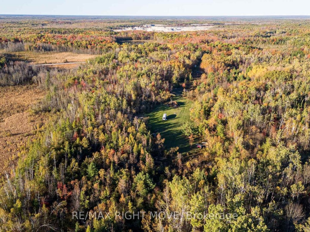 2085 MONCK ROAD,