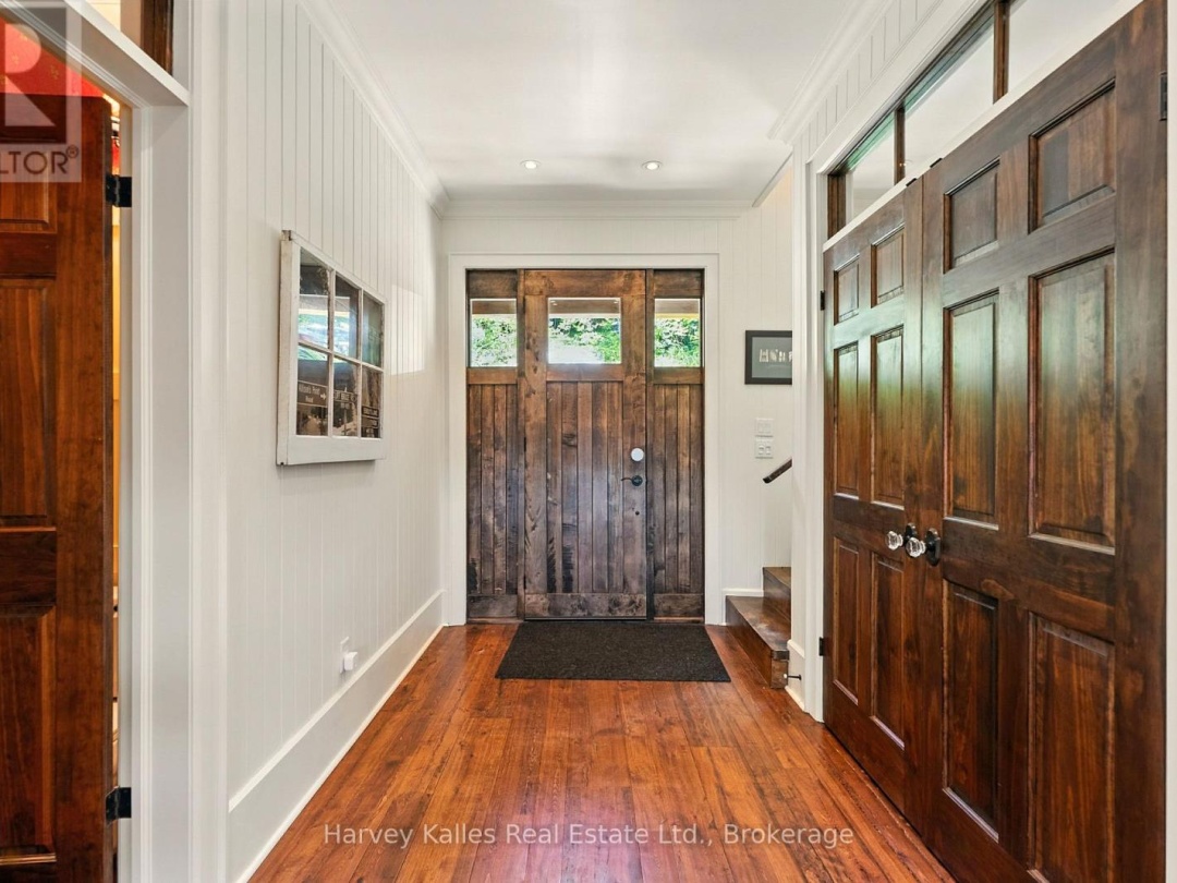 1190 PARKERS POINT ROAD, Lake Muskoka
