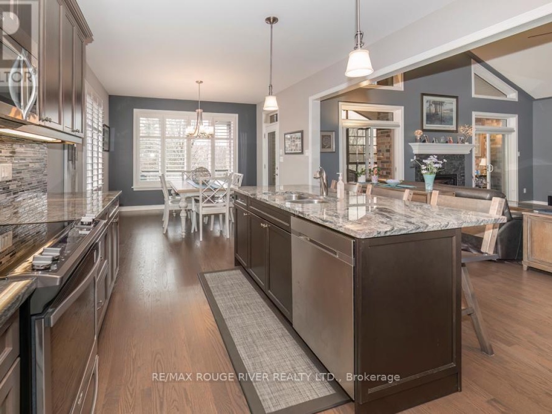 27 SOUTH HARBOUR DRIVE, Kawartha Lakes (Bobcaygeon)