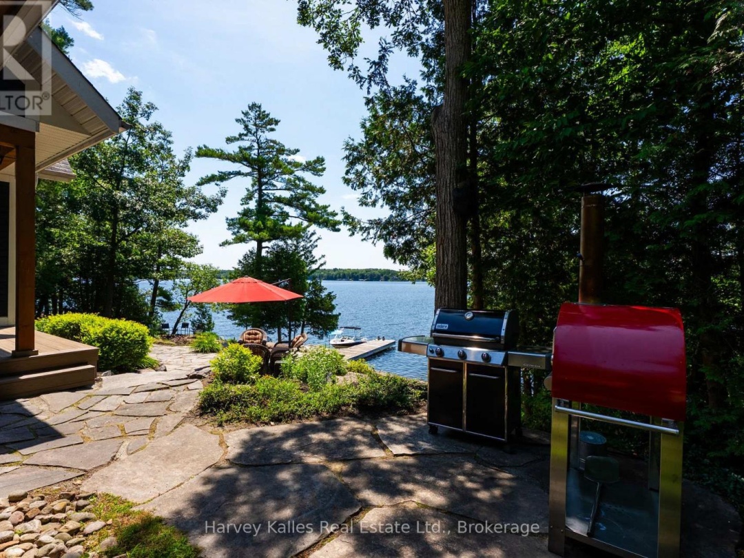 1190 PARKERS POINT ROAD, Lake Muskoka
