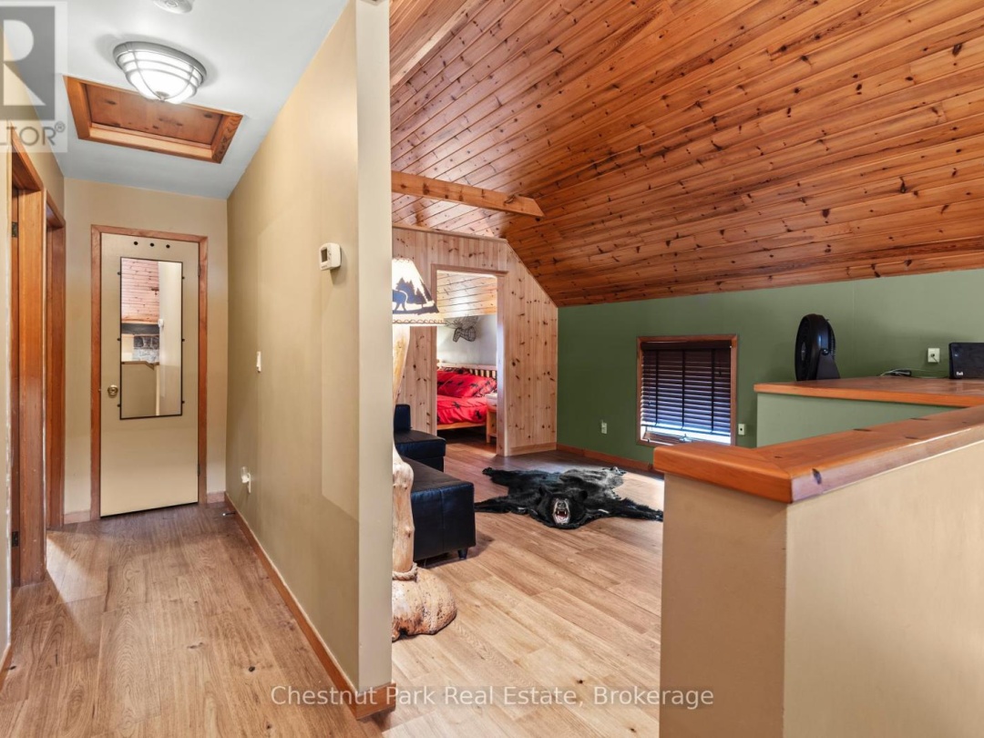 1109 CANOPY LANE, Maple Lake