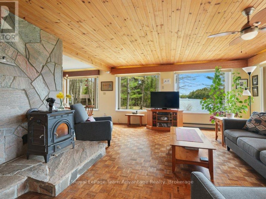11 BIRCH LANE, Harris Lake
