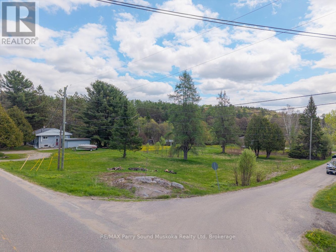 63 PINERIDGE DRIVE, McDougall