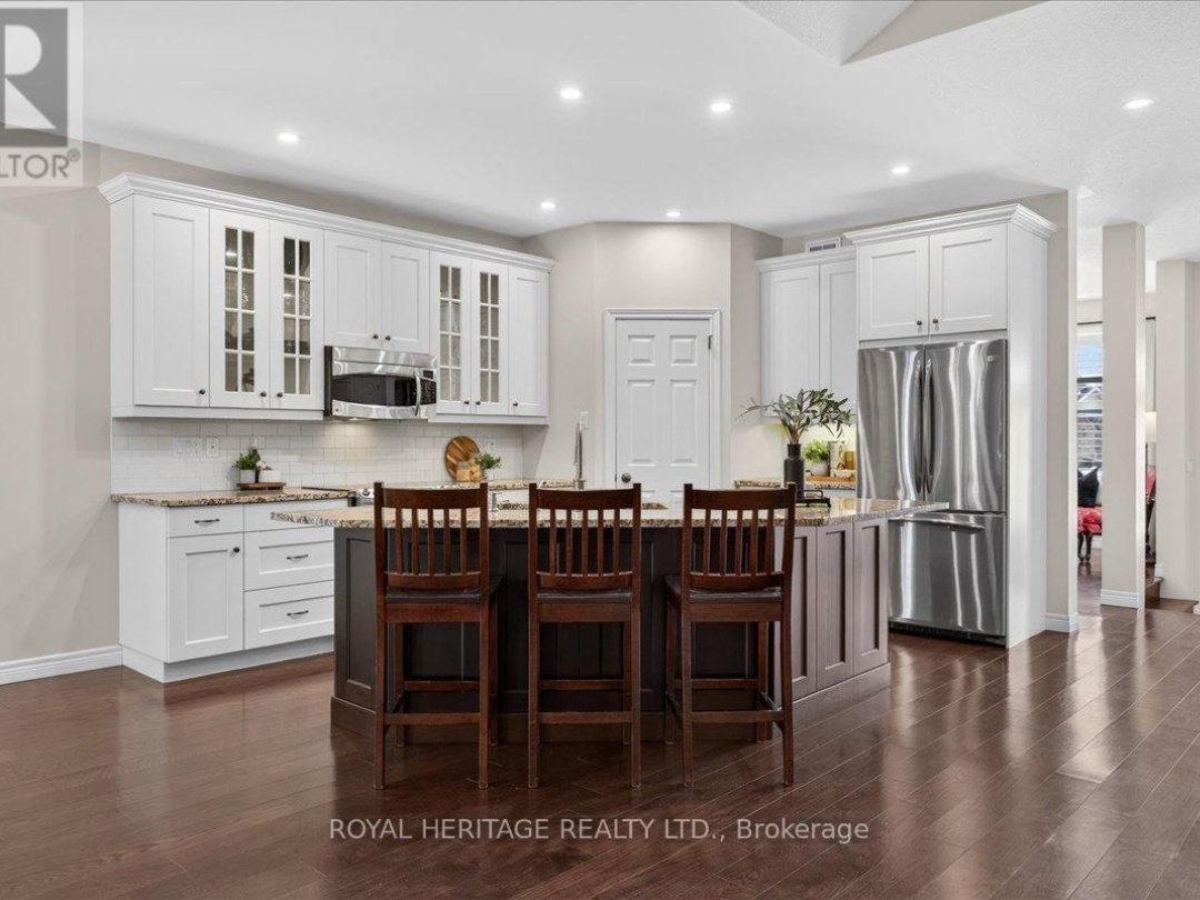 13 SOUTH HARBOUR DRIVE, Pigeon Lake