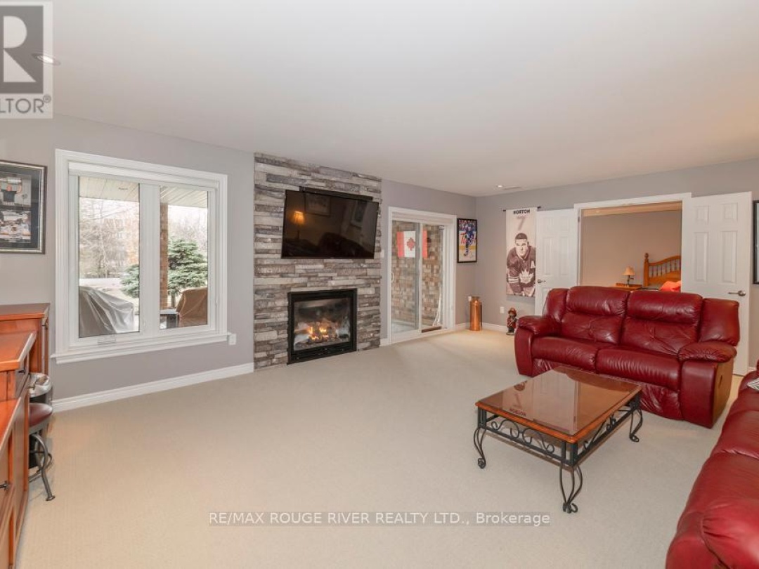 27 SOUTH HARBOUR DRIVE, Kawartha Lakes (Bobcaygeon)