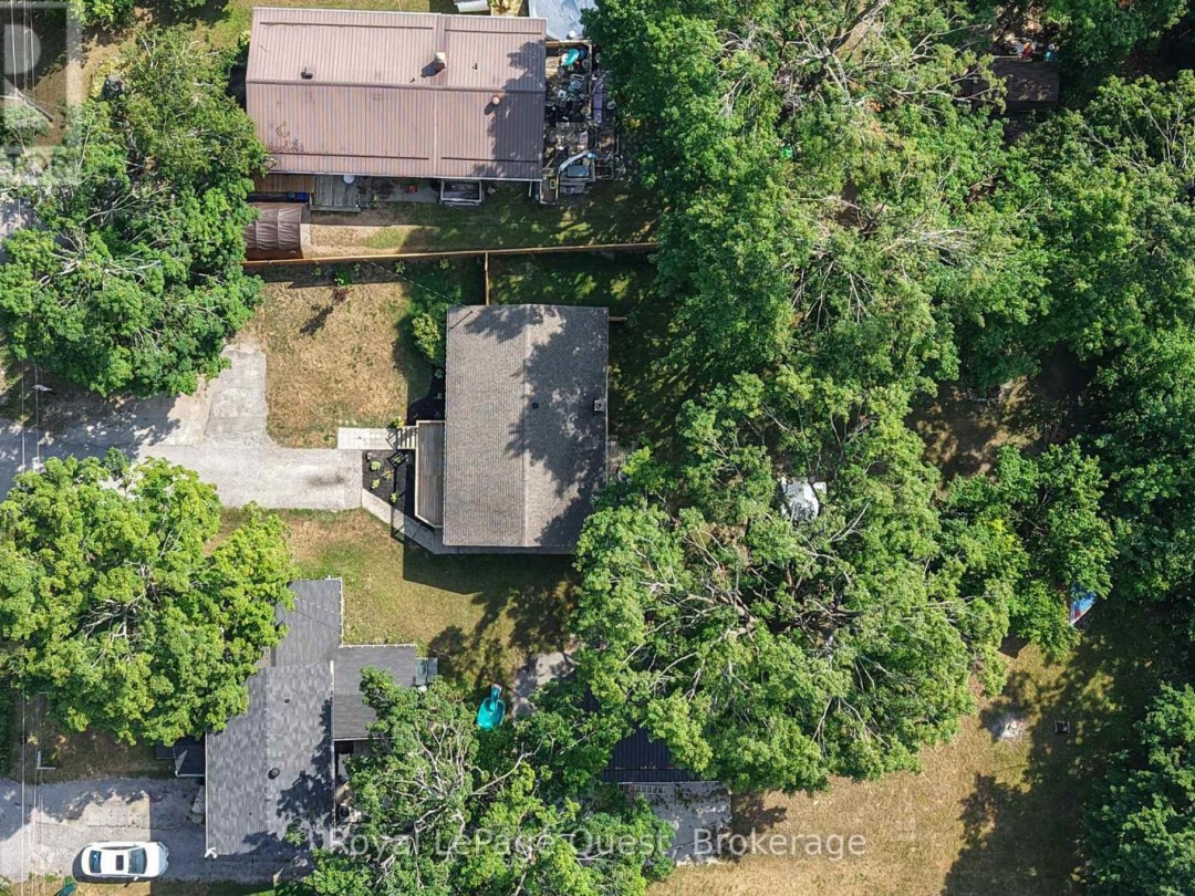 401 MISSISSAGA STREET W,