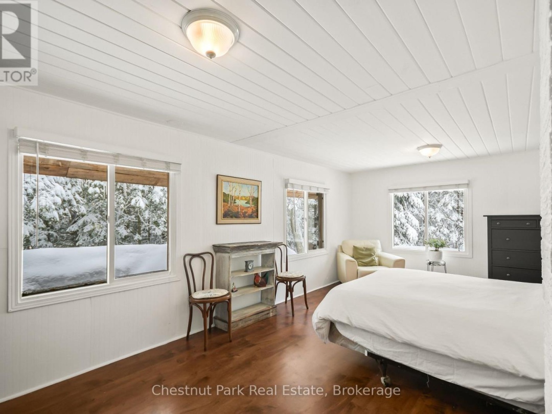 1023 ROLY LANE, Tasso Lake