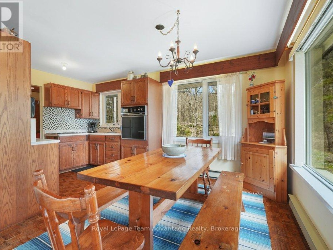 11 BIRCH LANE, Harris Lake