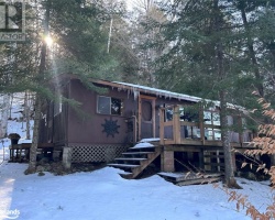 Cottage for Sale on Drag Lake