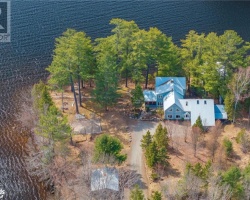 Cottage for Sale on Fairy Lake