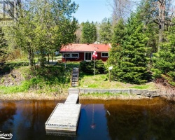 Cottage for Sale on Muskoka River