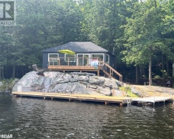 Cottage for Sale on Healey Lake