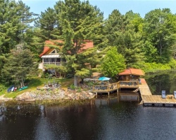 Cottage for Sale on Vowel Lake