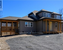Property for Sale on 1020 Ridgeline Drive, Lake of Bays (Twp)