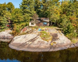 Cottage for Sale on Brandy Lake