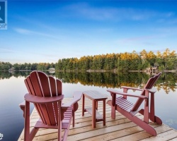 Cottage for Sale on Henshaw Lake