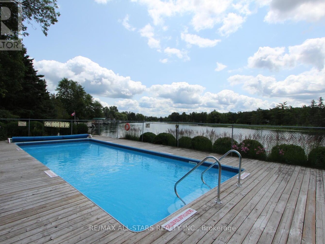 602 - 200 EAST STREET S, Little Bob Channel