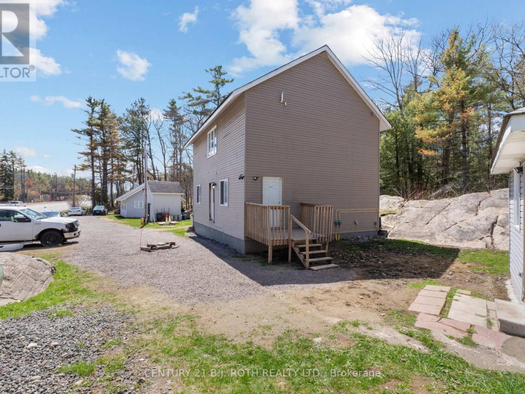 1411 HWY 11 S, Gravenhurst (Morrison)