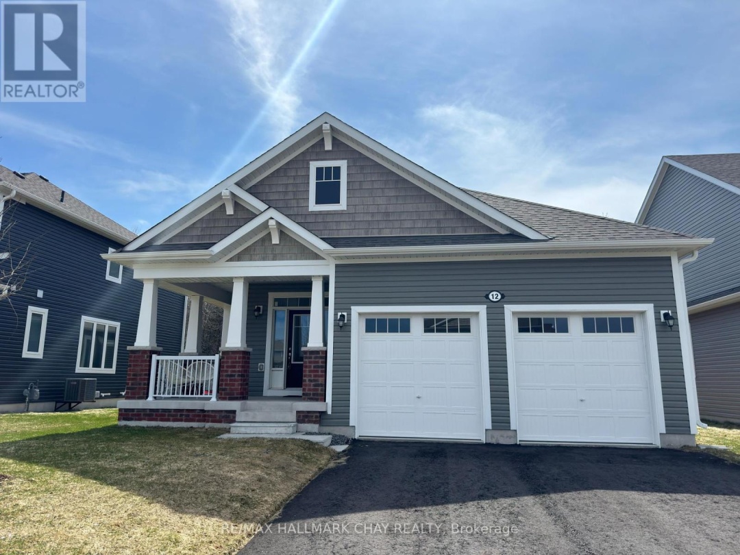 12 DYER CRESCENT, Bracebridge (Macaulay)