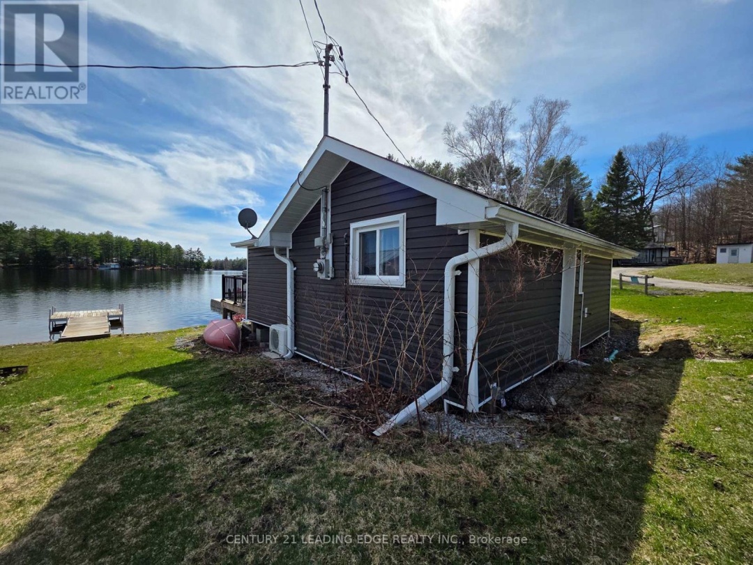 24 - 1043 LOBO DRIVE, South Lake