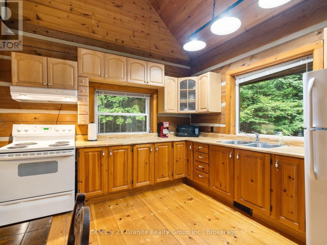 19221 HIGHWAY 118, Highlands East (Monmouth)