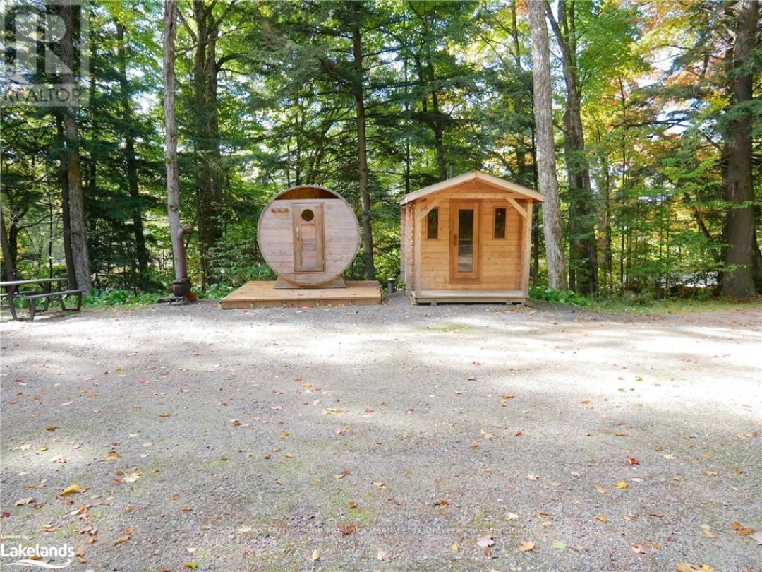 64 NIPISSING ROAD, Seguin
