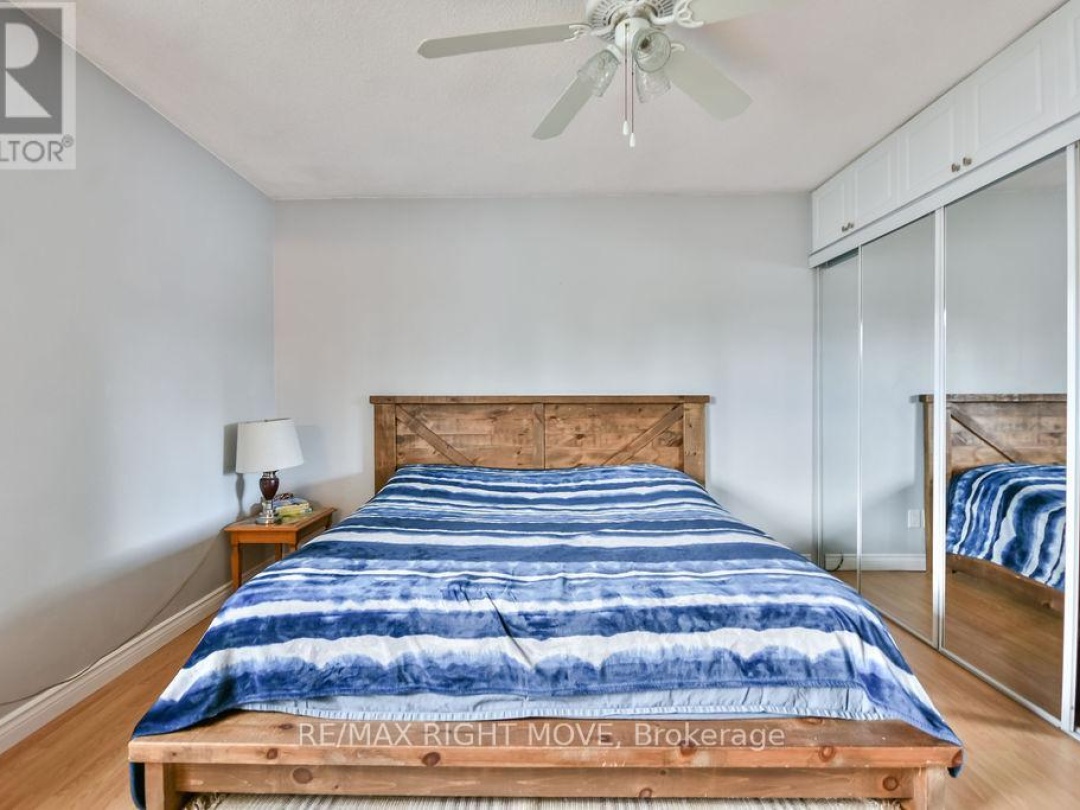 3811 LEO CRESCENT, Barnstable Bay