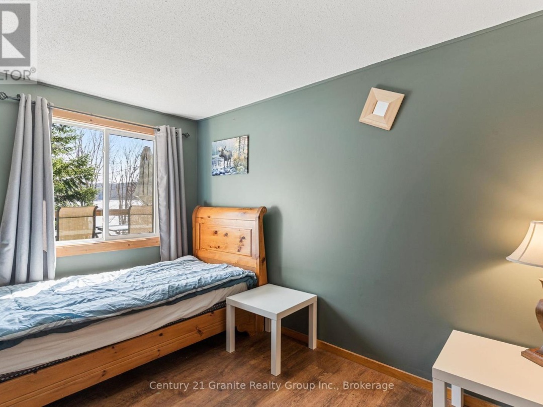 6087 HALIBURTON LAKE ROAD, Haliburton Lake