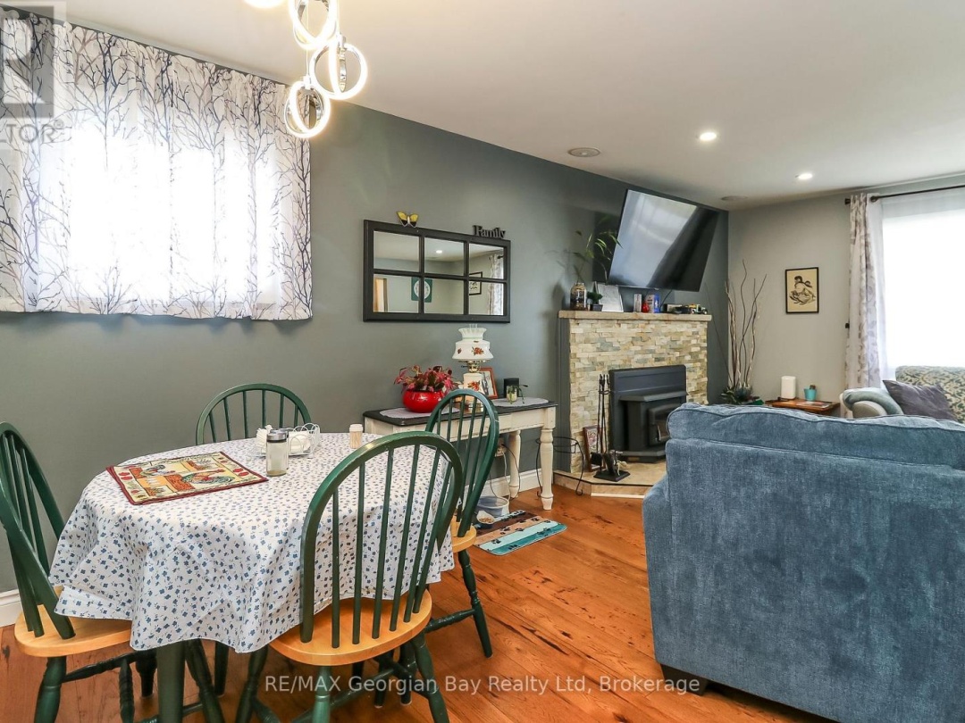 57 MAPLE STREET, Tay (Victoria Harbour)