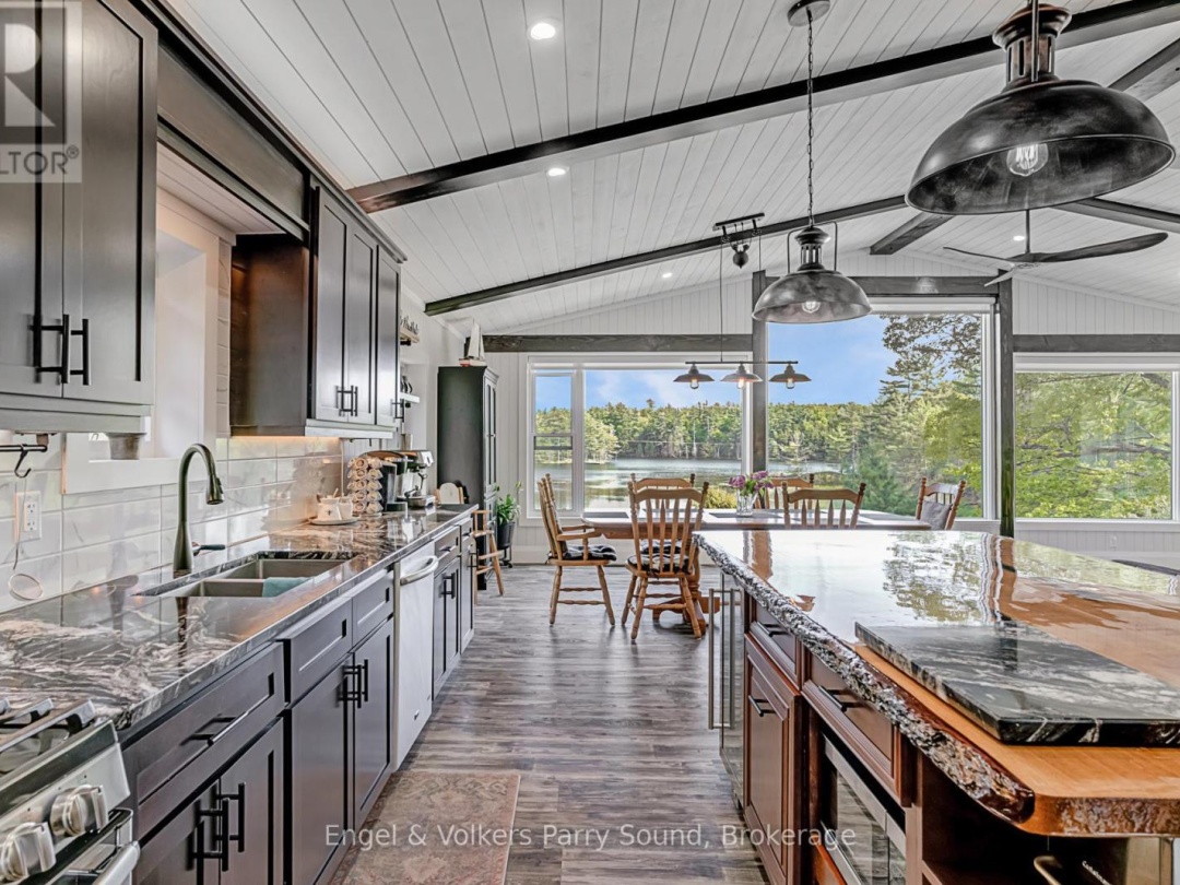49 REGENCY DRIVE, Richmond Lake