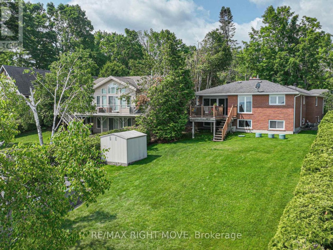 905 WOODLAND DRIVE, 