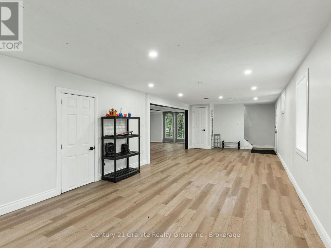 1630 KASHAGAWIGAMOG LAKE ROAD, Minden Hills (Minden)