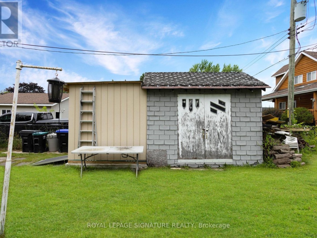 25 PLAYFAIR DRIVE, Sturgeon River