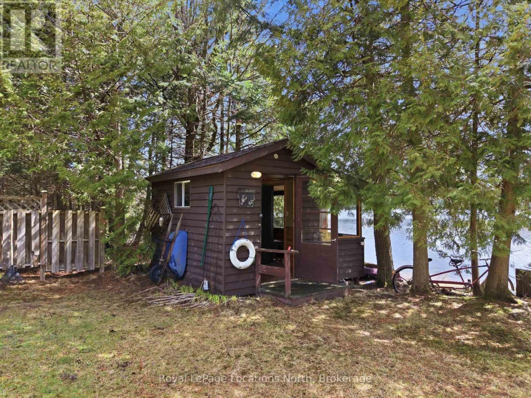 1027 SCOTT LANE, Oxbow Lake