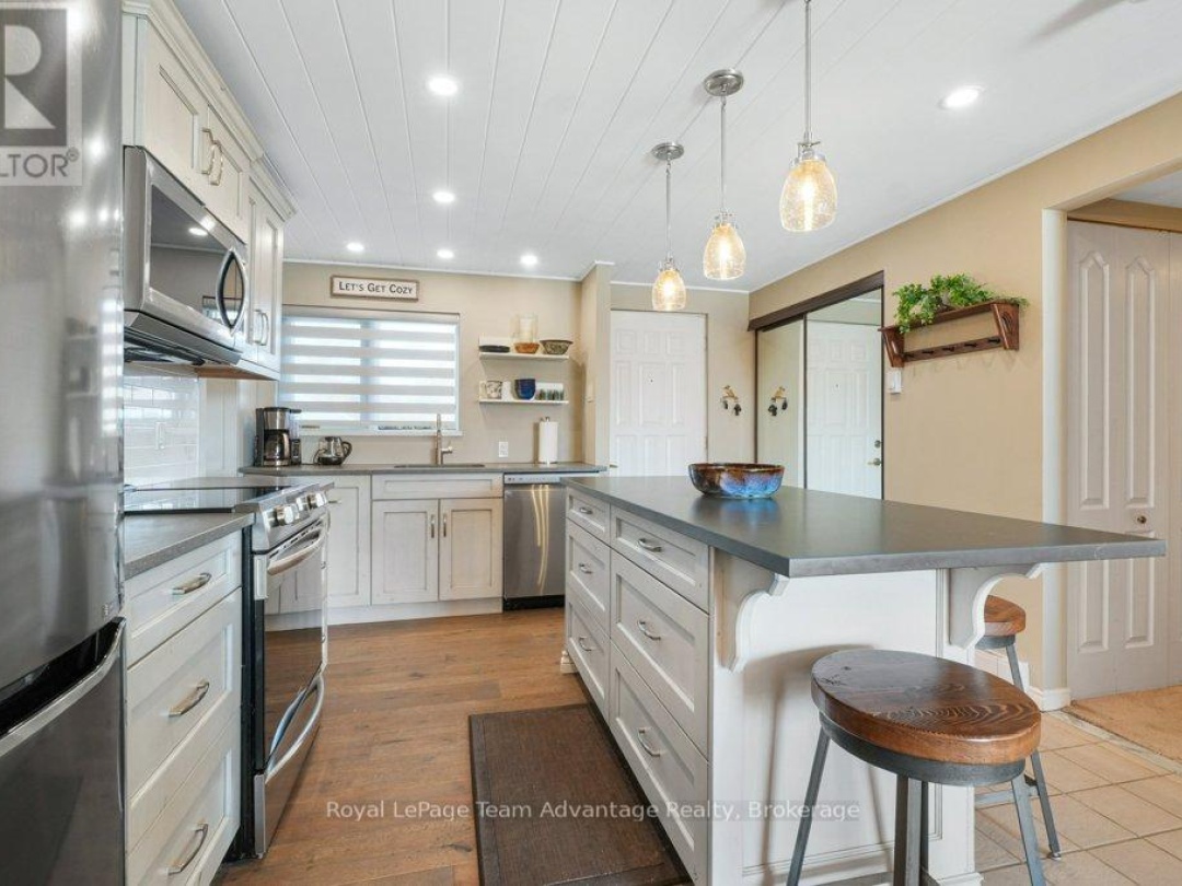 2E - 20 RYDER DRIVE, McDougall