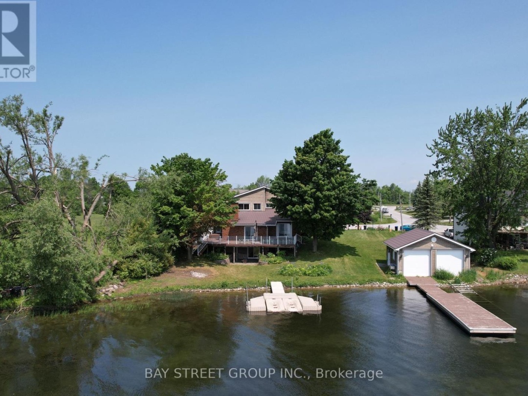 3784 TUPPY DRIVE, Lake Simcoe