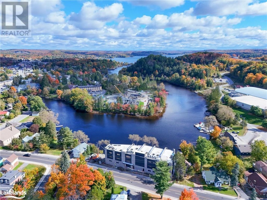 32 Brunel Road Unit# 105, Lake Muskoka