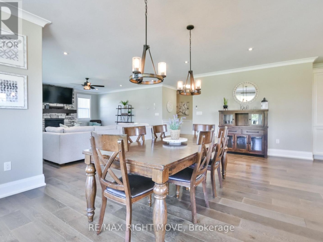 2448 STOCKDALE ROAD, 