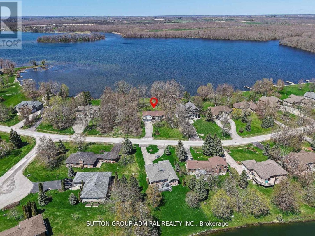 182 BAYSHORE DRIVE, Barnstable Bay