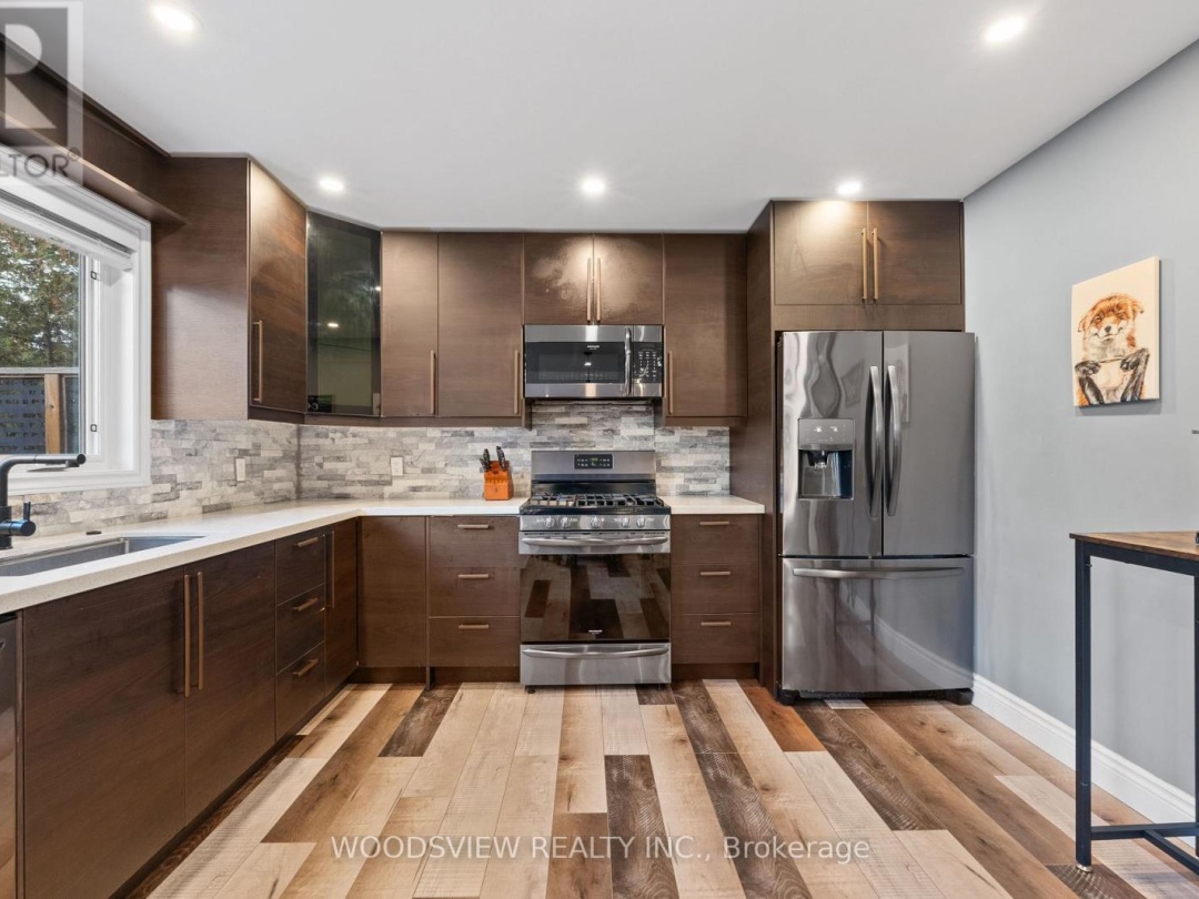 89 LITTLE SILVER WAY, 