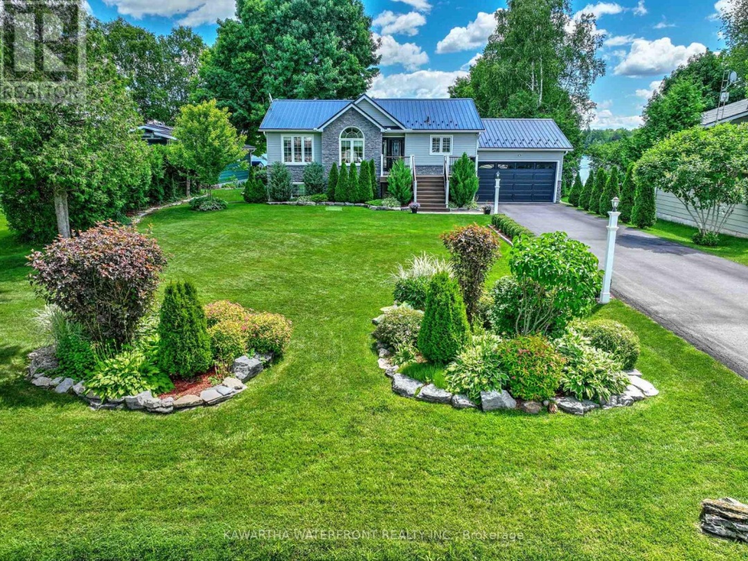 26 GREENWOOD CRESCENT, Canal Lake