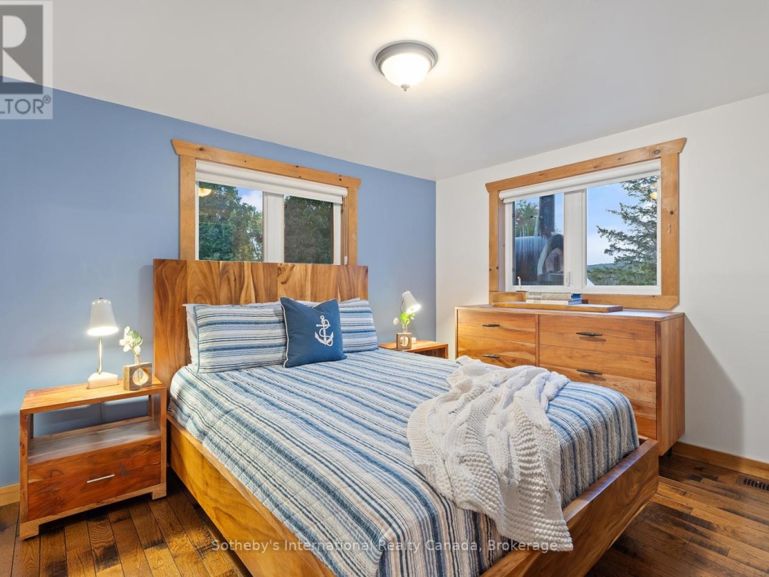 1111 MAPLEHURST DRIVE, Peninsula Lake