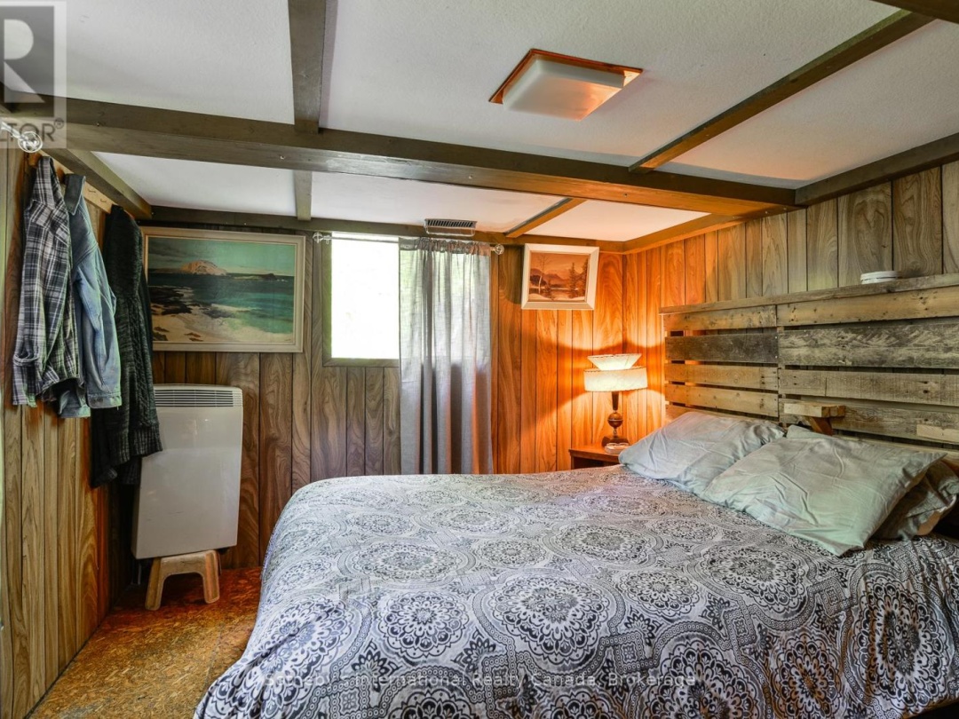1068 Kahshe Lake Rd S, Gravenhurst (Morrison)