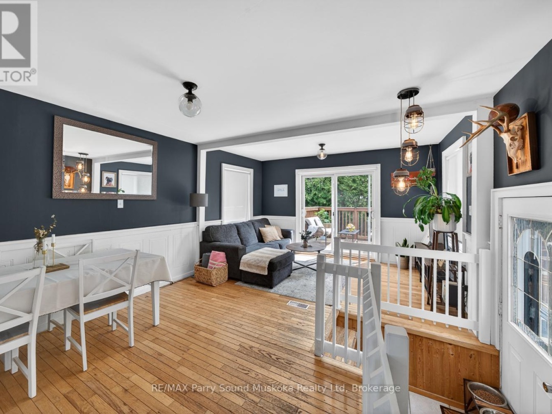 23 HIGHLAND CRESCENT, Parry Sound