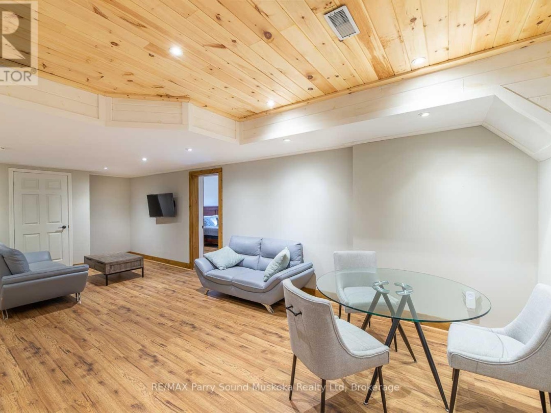 1075 SAWMILL LANE, 
